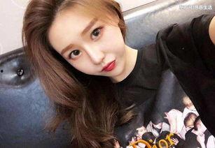 抖音四川女网红吃瓜